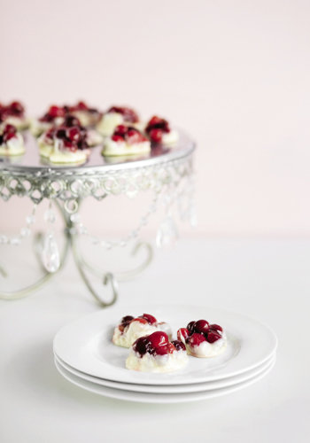 White Chocolate-Cranberry Clusters