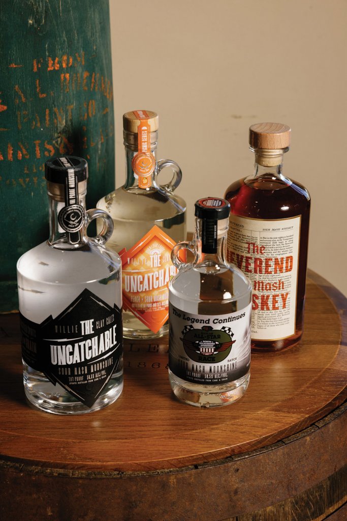 This family-owned distillery currently offers seven varieties of moonshine. The Uncatchable collection—a reference to the family’s original legendary moonshining ancestor—features four flavors made with hand-selected malted barley, locally-sourced corn meal, wheat, and cane sugar. Reverend Daniel Call is recognized in The Reverend collection, which includes Forbidden Fire Cinnamon, Apple, and Coffee Liqueur flavors.