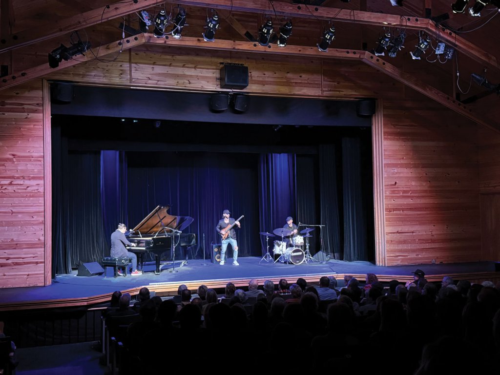 HART hosts Cool Jazz, a concert featuring the chill rhythms and acoustic stylings of musicians as part of Visit Haywood Ice Fest. Courtesy of Visit Haywood.