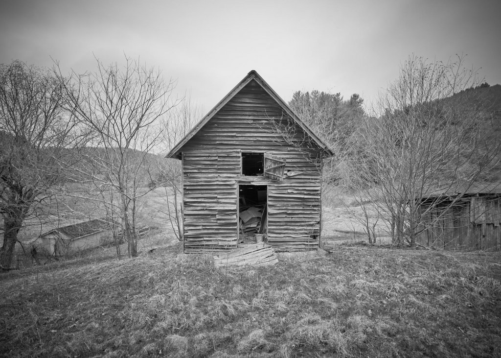 The Old Barn -  David Huff Like this abandoned barn, among the North Carolina hills you’ll find testimony of our region’s farming traditions.  {Professional} @davidhuffcreative