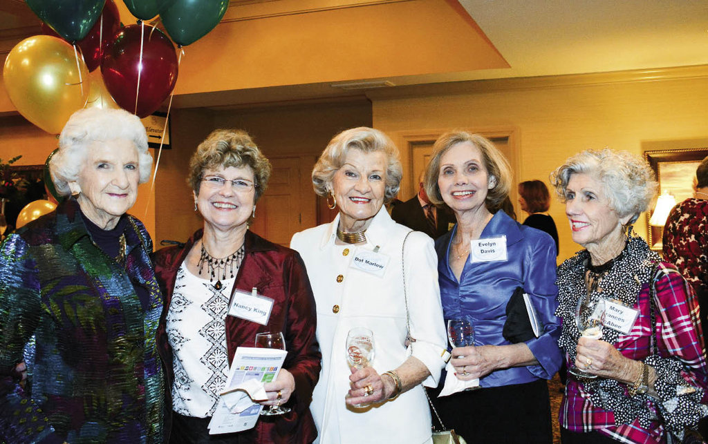 Mary Ruth Wilson, Nancy King, Dot Marlow, Evelyn Davis, and Mary Frances McAbee