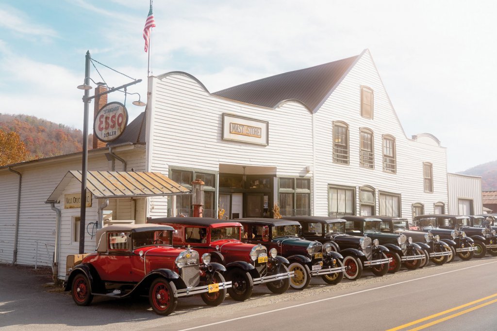 The original Mast General Store with antique cars.