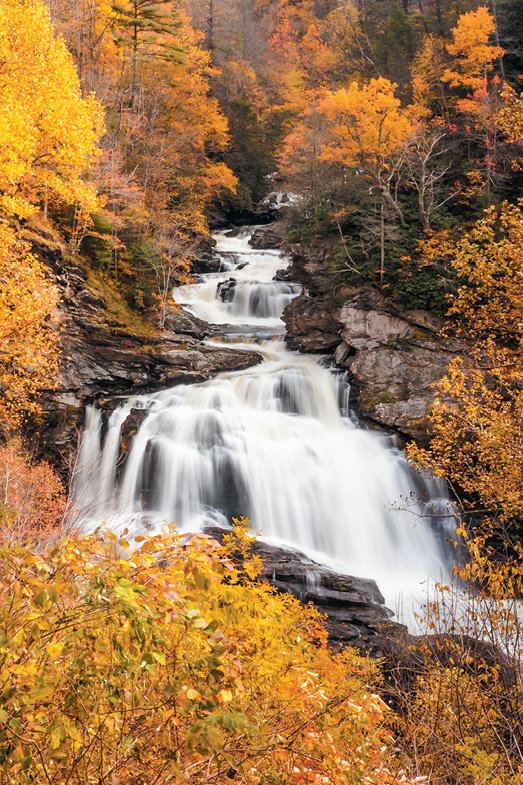 Cullasaja Falls. Photo courtesy of Shutterstock/Jay L.