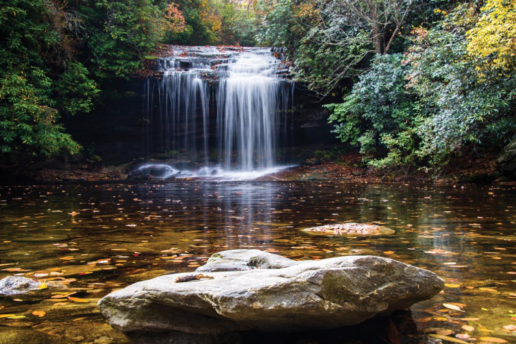 Panthertown Valley, Schoolhouse Falls.
