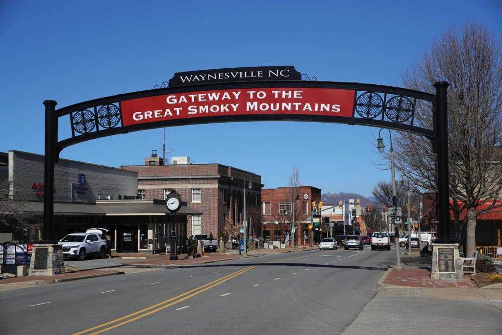 Waynesville’s Main Street entrance. Shutterstock.