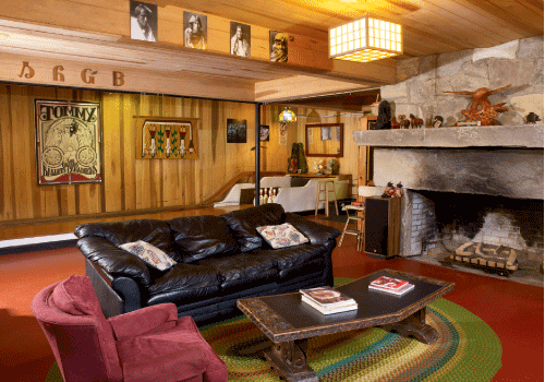 Although the clientele has changed over the years, the Hickory Nut Gap Inn—with its basement game room and bowling lane—still draws guests for its unparalleled seclusion.